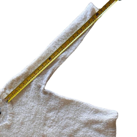 White Sweater - Picture 2 of 7